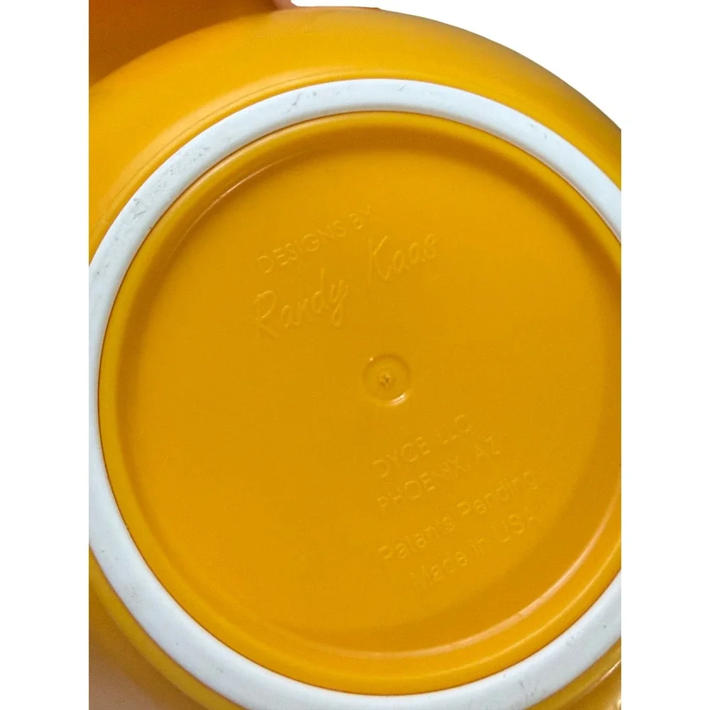 Pourfect Yellow 10 Piece Nesting Mixing Bowls and Measuring Cups Randy Kaas USA